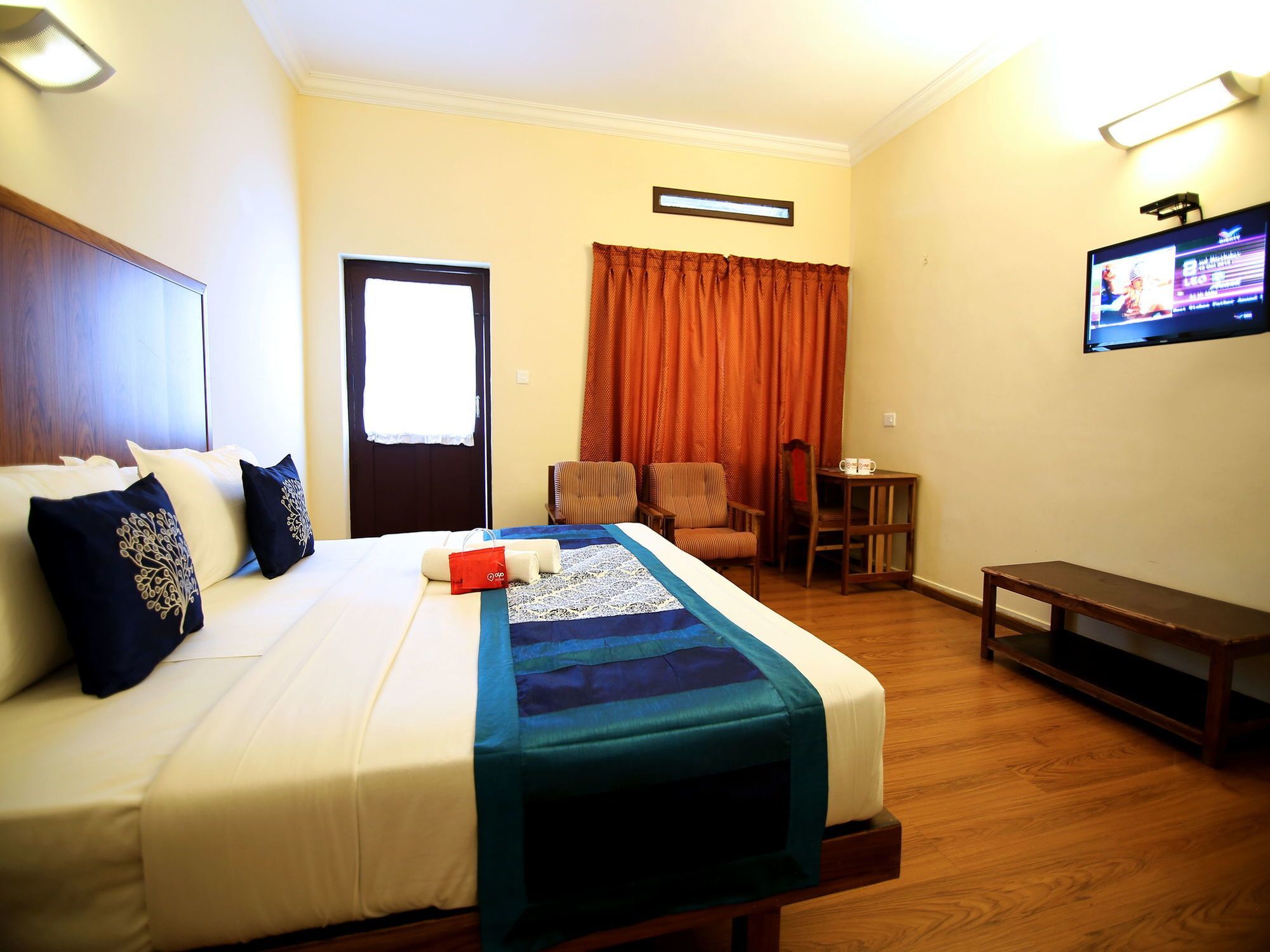 Oyo 2887 Hotel Sn International Kumily Экстерьер фото